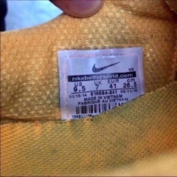 Nike FS Lite Running Shoes Yellow - Picture 12 of 15